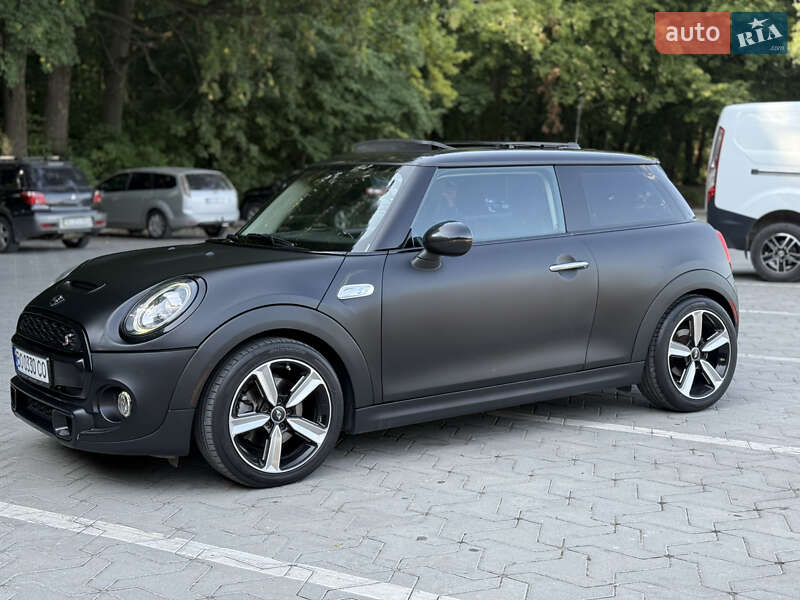 Хэтчбек MINI Cooper 2017 в Тернополе