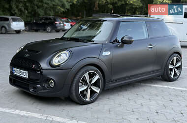 Хэтчбек MINI Cooper 2017 в 