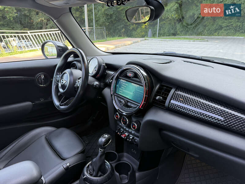 Хэтчбек MINI Cooper 2017 в Тернополе