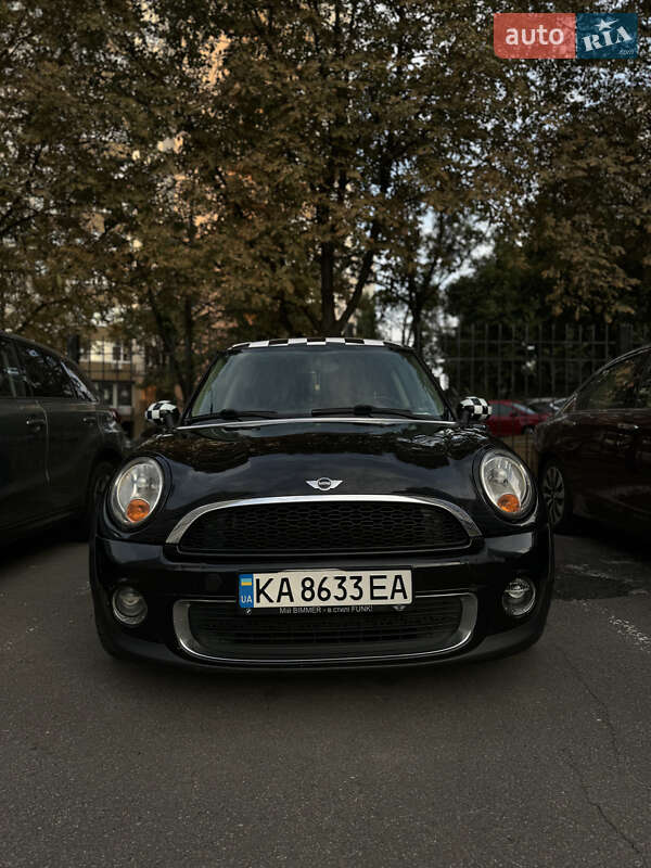 Хетчбек MINI Cooper 2010 в Києві