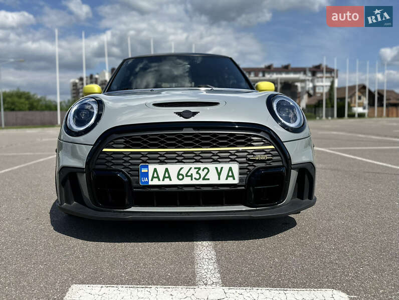 Хэтчбек MINI Cooper 2021 в Киеве