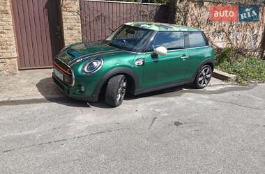 Хэтчбек MINI Cooper 2019 в 