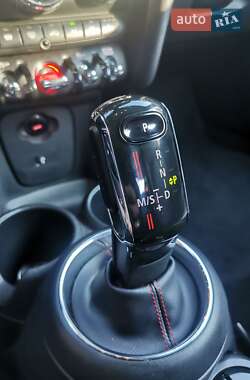 Хэтчбек MINI Cooper 2019 в 