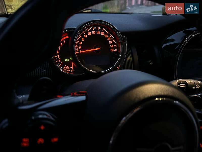 Хэтчбек MINI Cooper 2019 в Киеве