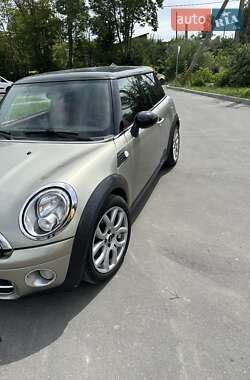 Хэтчбек MINI Cooper 2008 в 