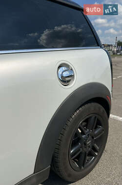 Хэтчбек MINI Cooper 2013 в 