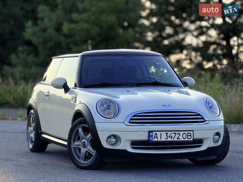 Хэтчбек MINI Cooper 2007 в Мене