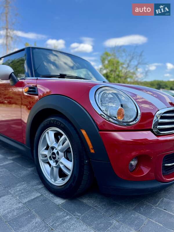Хетчбек MINI Cooper 2013 в Ужгороді