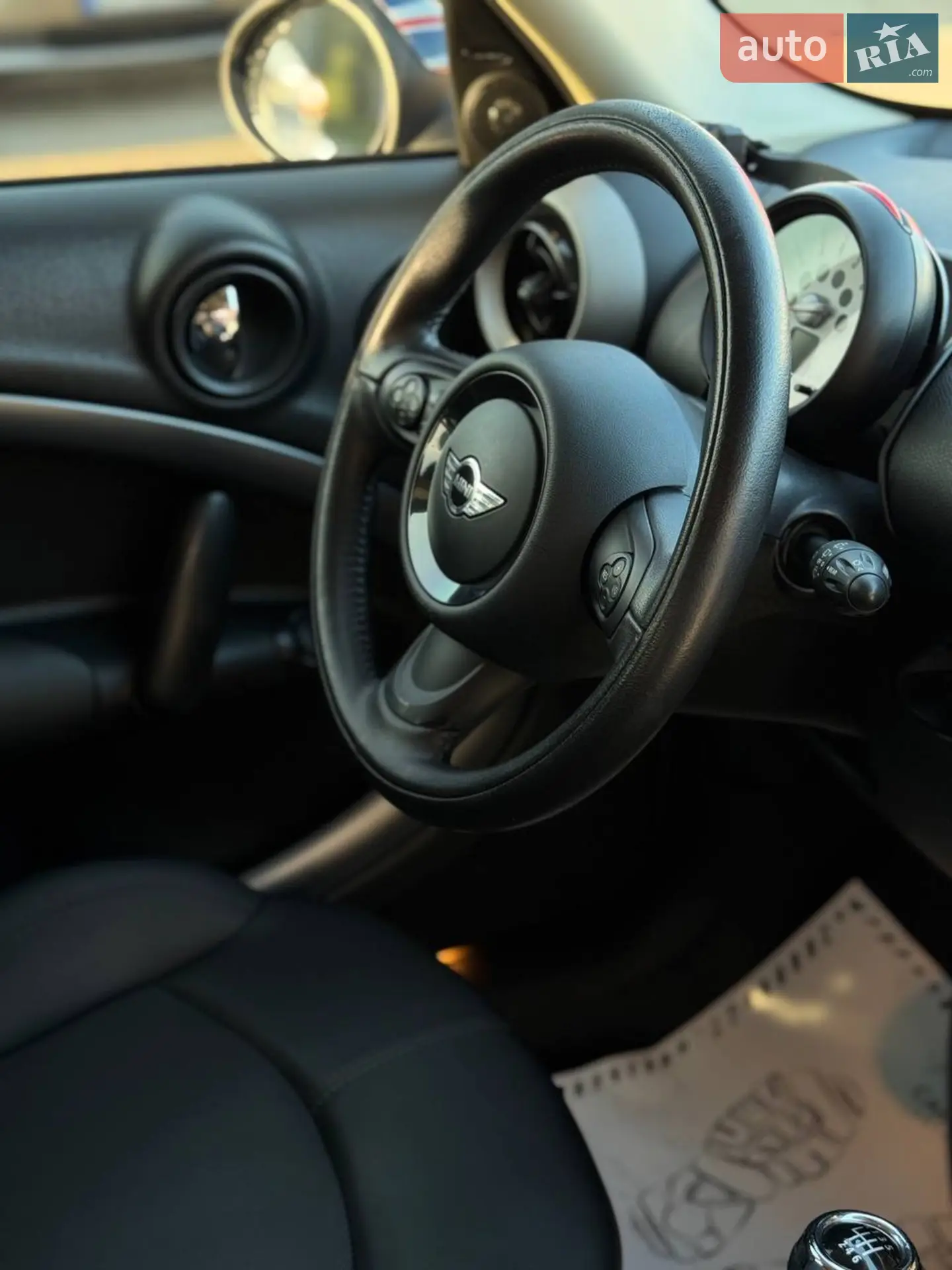 2011 MINI Cooper - мініатюра 2