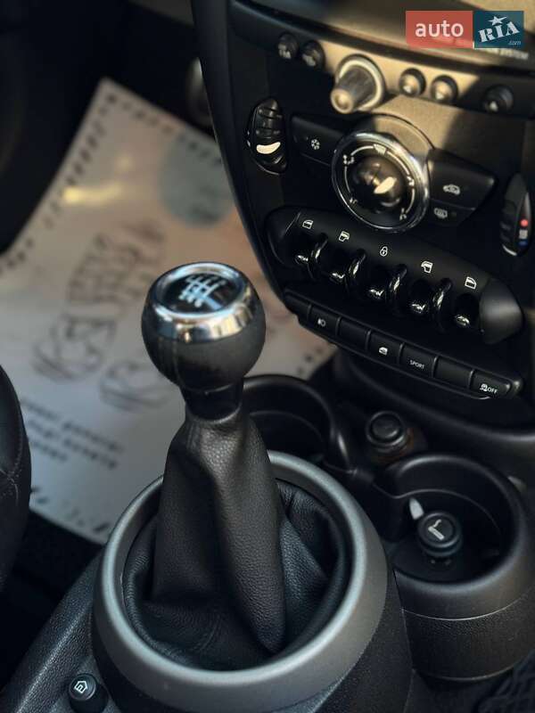 Хэтчбек MINI Cooper 2011 в Белой Церкви