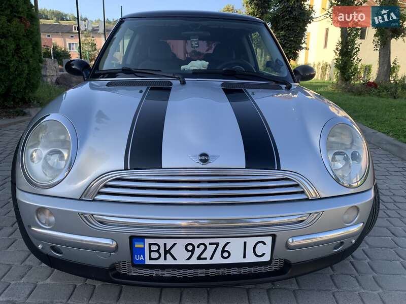 Хэтчбек MINI Cooper 2001 в Кременце