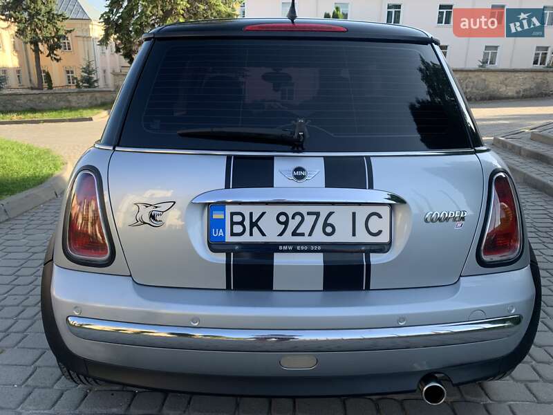 Хэтчбек MINI Cooper 2001 в Кременце