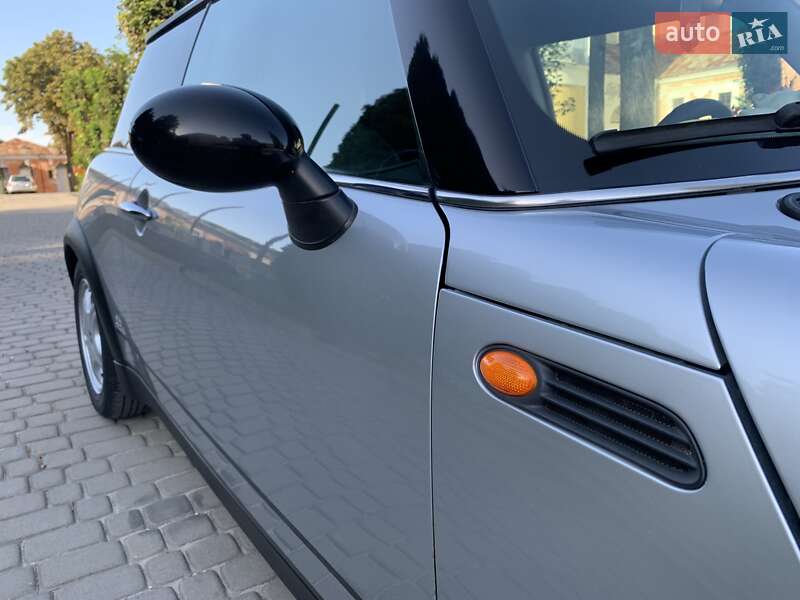 Хэтчбек MINI Cooper 2001 в Кременце