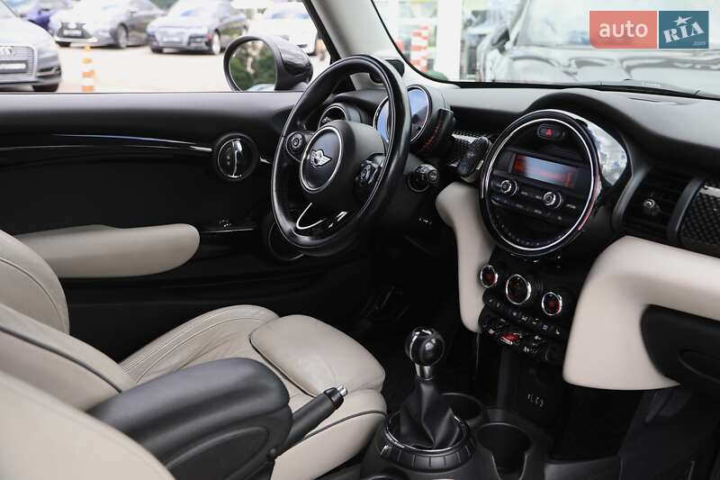 Хэтчбек MINI Cooper 2014 в Харькове