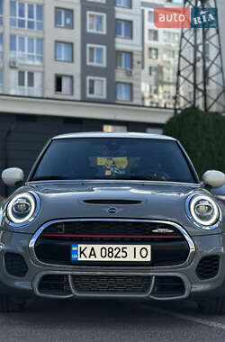 Хэтчбек MINI Cooper 2020 в 