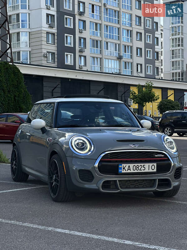 Хэтчбек MINI Cooper 2020 в Киеве