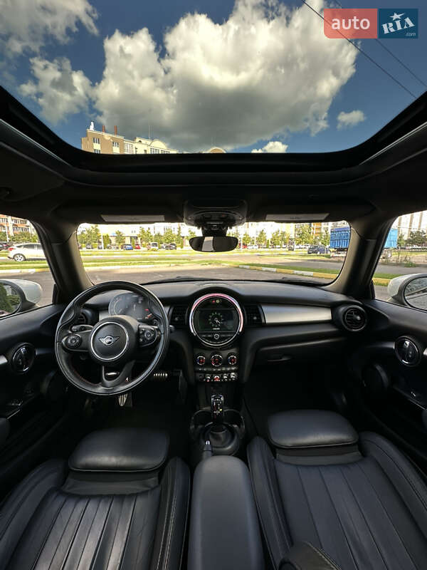Хэтчбек MINI Cooper 2020 в Киеве
