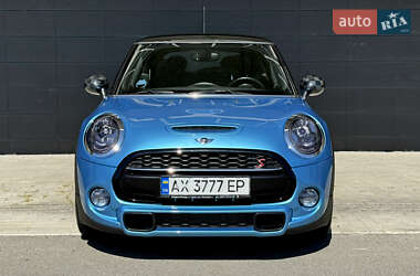 Хэтчбек MINI Cooper 2018 в 