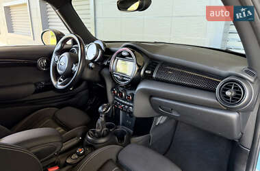 Хэтчбек MINI Cooper 2018 в 
