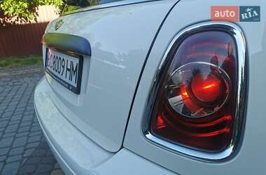 Хэтчбек MINI Cooper 2010 в 