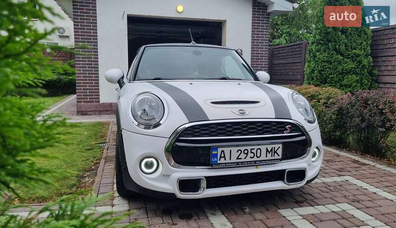 Хетчбек MINI Cooper 2016 в Ірпені