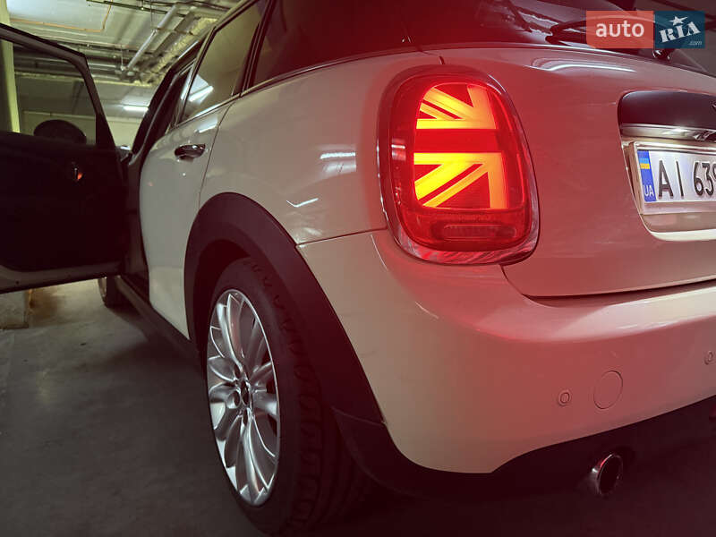 Хэтчбек MINI Cooper 2015 в Киеве фото 4 Хэтчбек MINI Cooper 2015 в Киеве