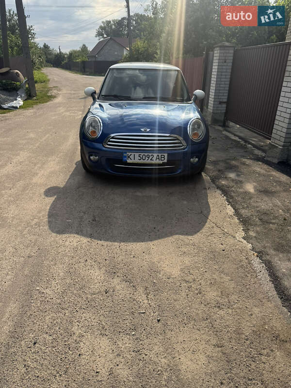MINI Cooper 2012