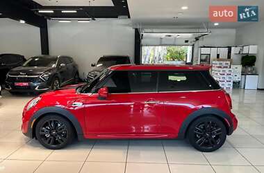 Хэтчбек MINI Cooper 2015 в 