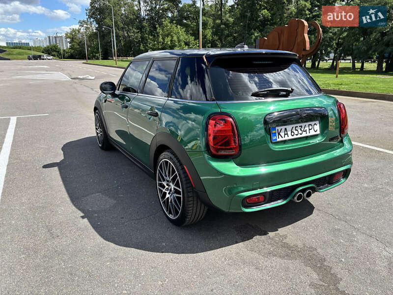 Хэтчбек MINI Cooper 2020 в Киеве фото 6 Хэтчбек MINI Cooper 2020 в Киеве