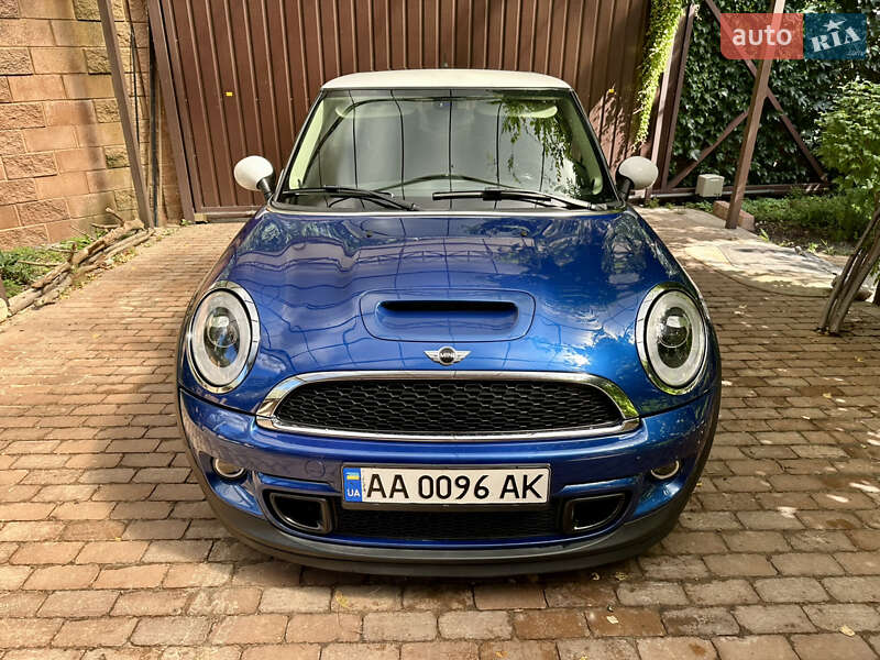 MINI Cooper 2013