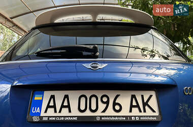 Хэтчбек MINI Cooper 2013 в 