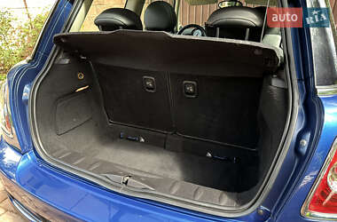 Хэтчбек MINI Cooper 2013 в 