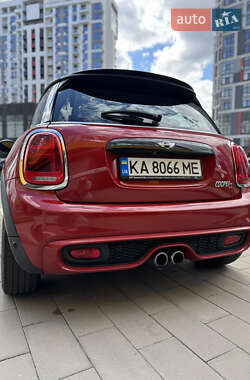 Хэтчбек MINI Cooper 2015 в 
