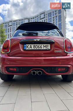 Хэтчбек MINI Cooper 2015 в 