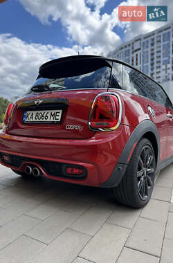 Хэтчбек MINI Cooper 2015 в 
