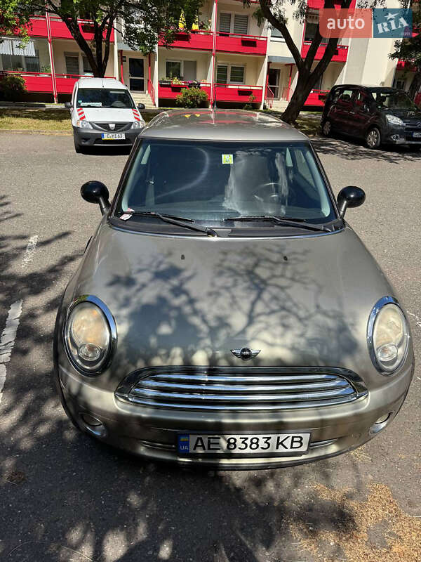 Хетчбек MINI Cooper 2009 в Запоріжжі