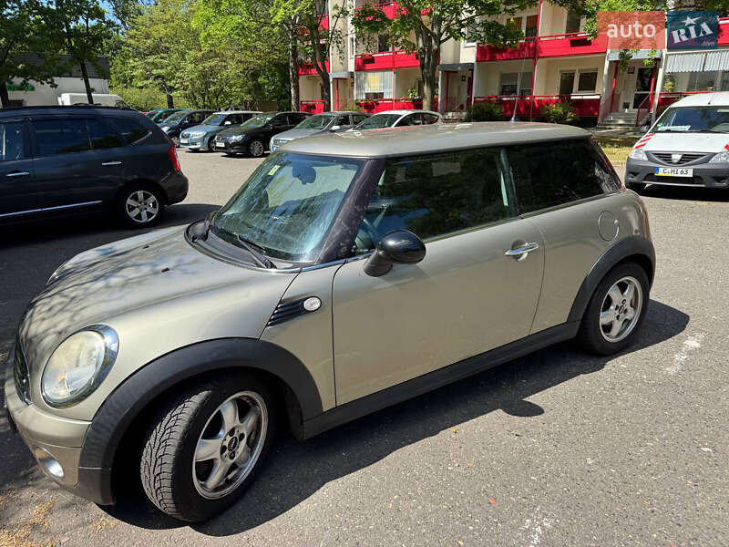 Хетчбек MINI Cooper 2009 в Запоріжжі
