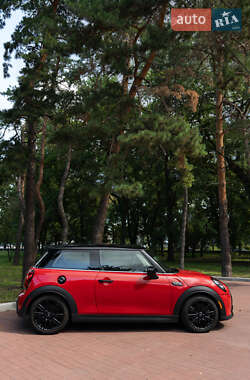 Хэтчбек MINI Cooper 2023 в 
