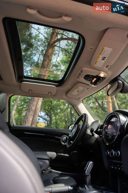 Хэтчбек MINI Cooper 2023 в Кременчуге