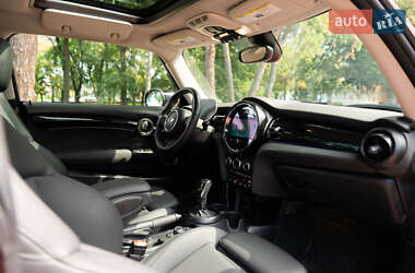 Хэтчбек MINI Cooper 2023 в 