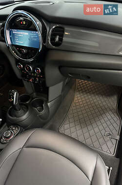 Хэтчбек MINI Cooper 2021 в 
