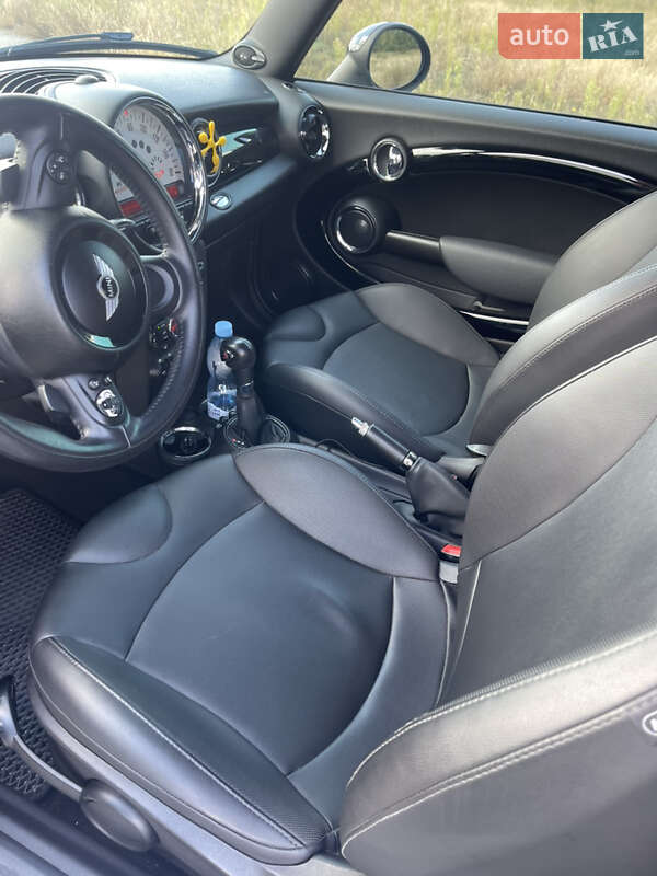 Хэтчбек MINI Cooper 2013 в Киеве
