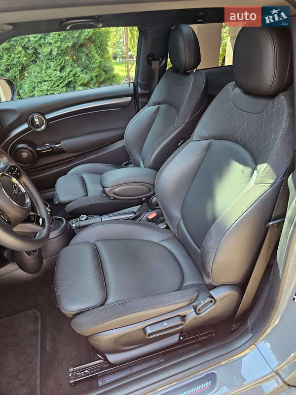 Хэтчбек MINI Cooper 2022 в Киеве фото 11 Хэтчбек MINI Cooper 2022 в Киеве