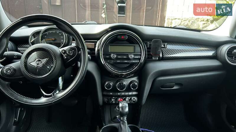 Хэтчбек MINI Cooper 2015 в Кременчуге фото 9 Хэтчбек MINI Cooper 2015 в Кременчуге