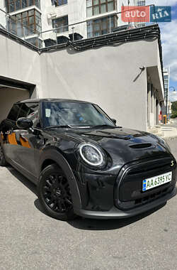 Хэтчбек MINI Cooper 2022 в 