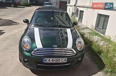 Хетчбек MINI Cooper 2011 в 