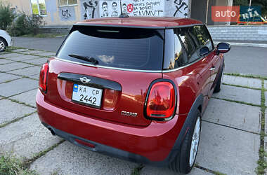 Хэтчбек MINI Cooper 2015 в 