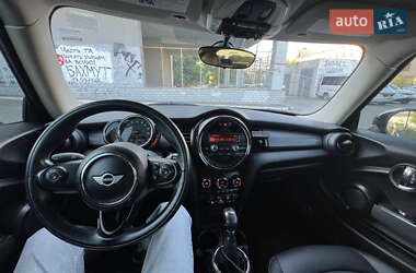 Хэтчбек MINI Cooper 2015 в 