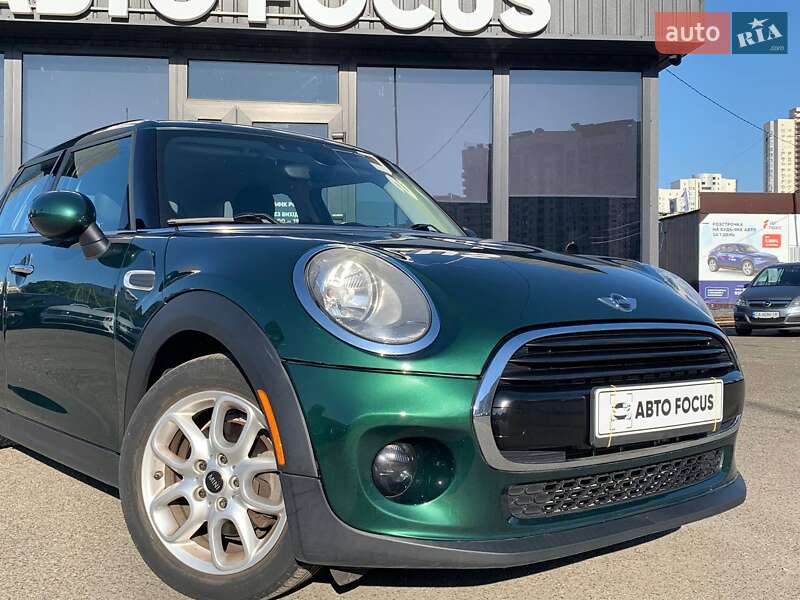 Хэтчбек MINI Cooper 2017 в Киеве