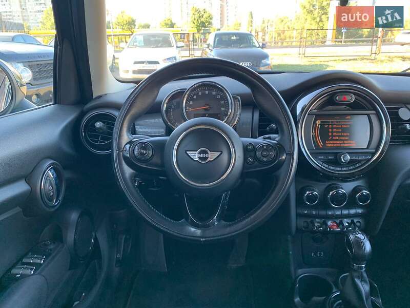 Хэтчбек MINI Cooper 2017 в Киеве